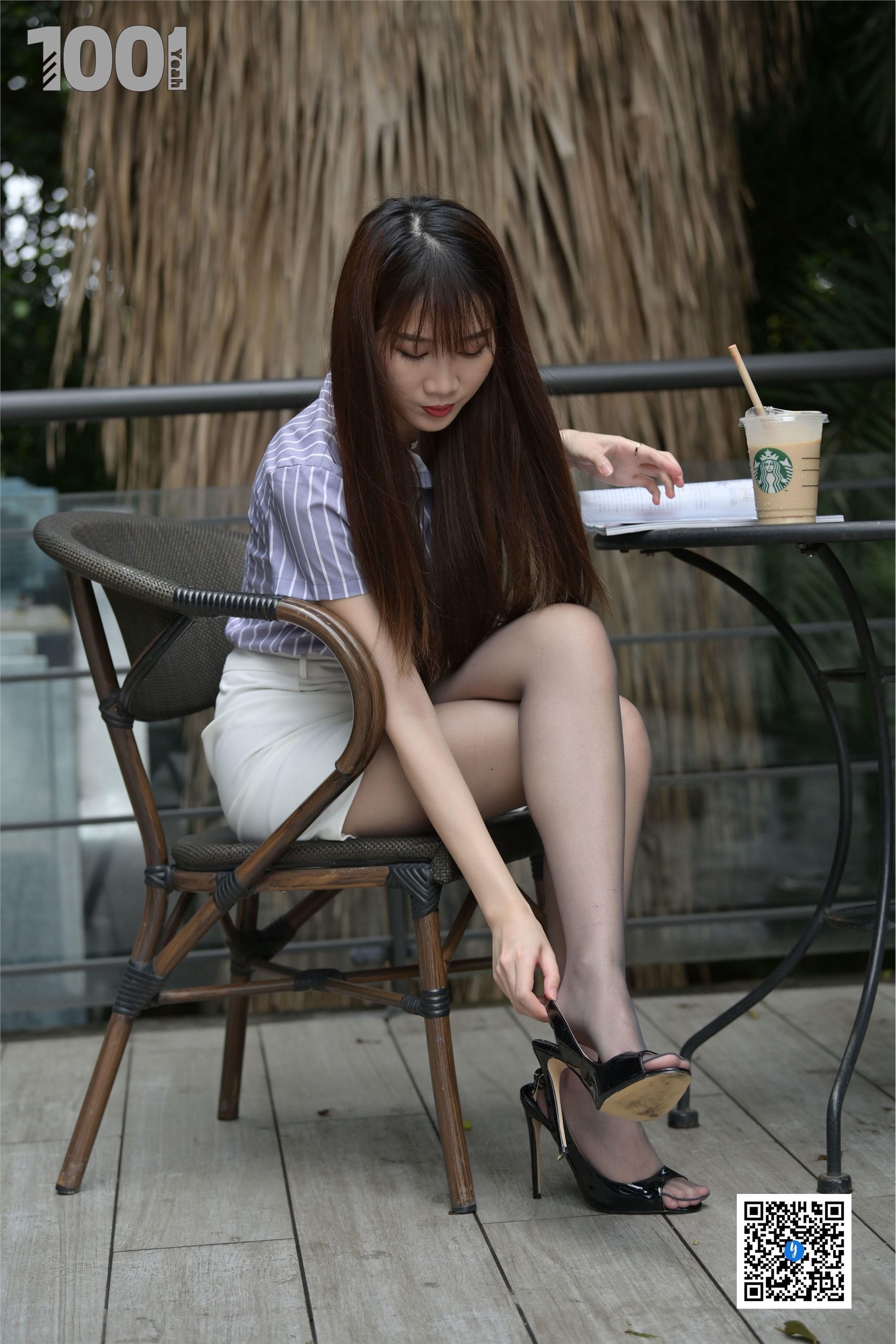 IESS  一千零一夜 模特：腿腿《角落1》